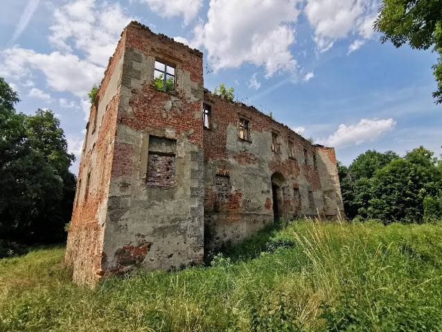 Ruiny zamku Janowiec (Bobrzany), Poland